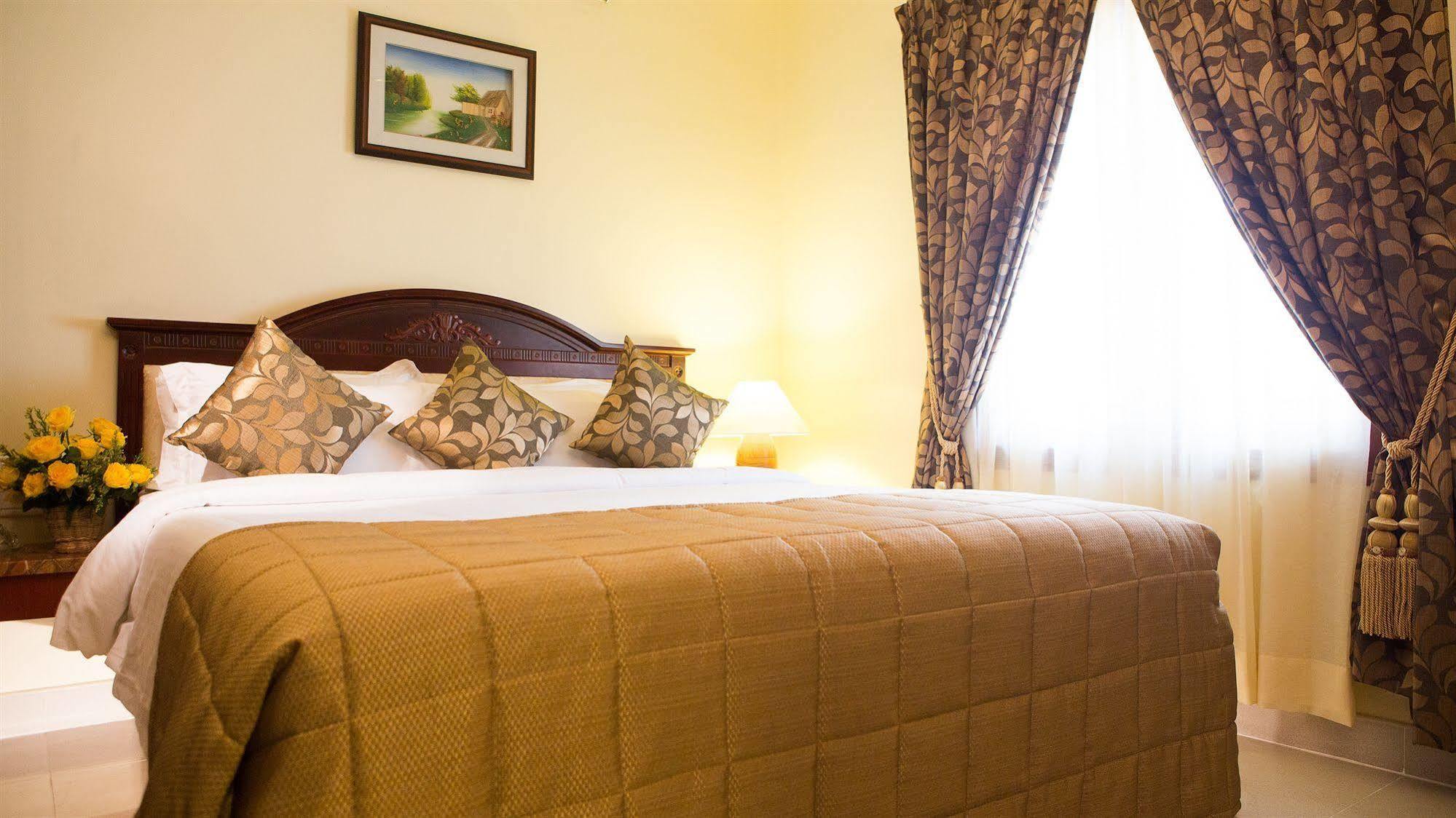 Taz Kamar Family Hotel Čennai Exteriér fotografie